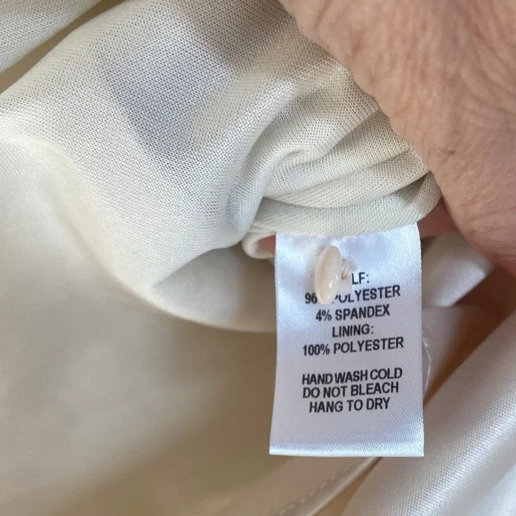 Lulus Cream Halter Cocktail Dress
Size Medium - Picture 9 of 9